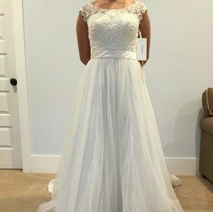 David's Bridal Wedding Dress